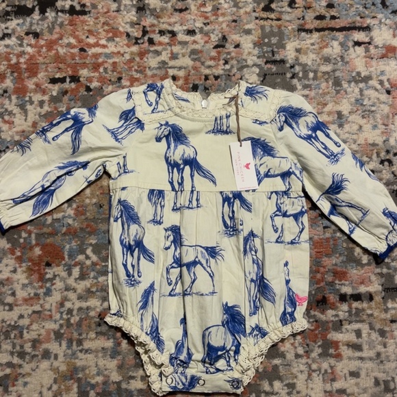 Pink Chicken blue horse bubble NWT - Picture 3 of 3